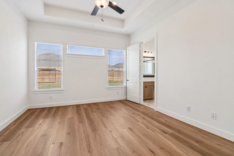 Spacious, unfurnished interior of a new home in The Highlands, Porter (Image 30).