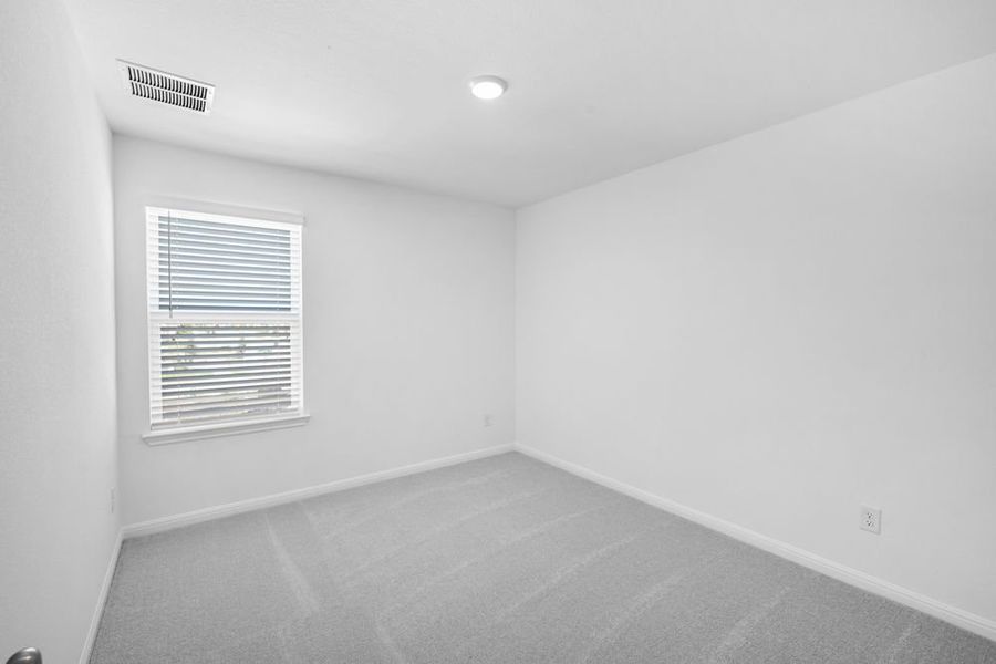 Spacious, unfurnished interior of a new home in Emory Crossing 50s, Hutto (Image 10).
