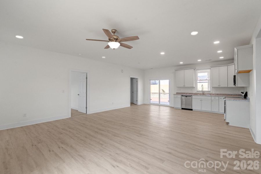 Spacious, unfurnished interior of a new home in , Monroe (Image 13).