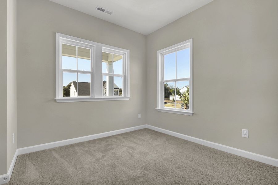 Spacious, unfurnished interior of a new home in East Wynd, Hampstead (Image 29).