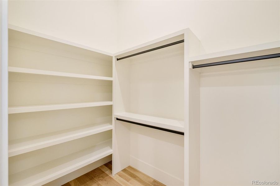 Spacious, unfurnished interior of a new home in , Denver (Image 27).