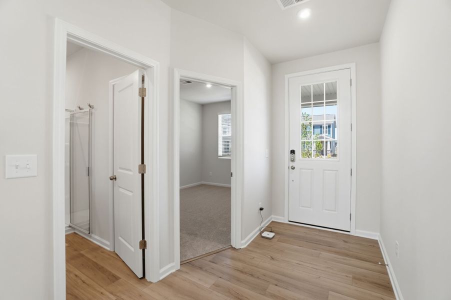 Spacious, unfurnished interior of a new home in Waxhaw Landing, Monroe (Image 12). Spacious, unfurnished interior of a new home in Waxhaw Landing, Monroe (Image 12).