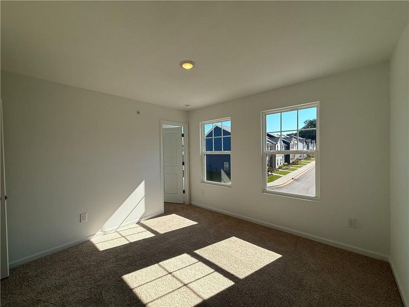 Image 51 of a home in Laurelwood.