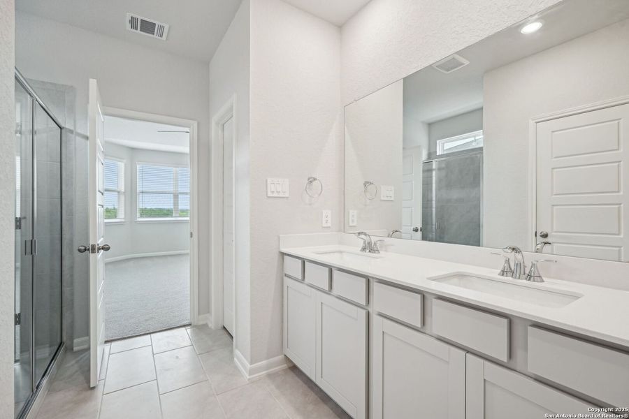 Furnished interior view inside a new home in Sagebrooke - Premier Series, San Antonio (Image 9). Furnished interior view inside a new home in Sagebrooke - Premier Series, San Antonio (Image 9).