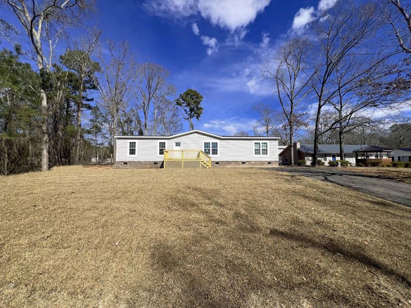 Exterior details and patio area of a home in , Manning (Image 24).