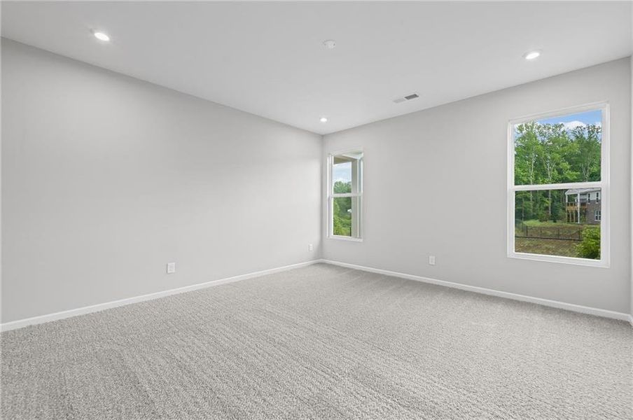 Spacious, unfurnished interior of a new home in Laurel Farms, Dallas (Image 25). Spacious, unfurnished interior of a new home in Laurel Farms, Dallas (Image 25).