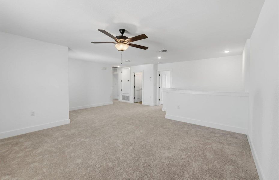 Spacious, unfurnished interior of a new home in Lagos, Manor (Image 16). Spacious, unfurnished interior of a new home in Lagos, Manor (Image 16).