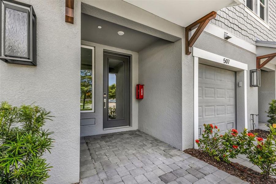 Exterior details and patio area of a home in Seahaven, Punta Gorda (Image 31).