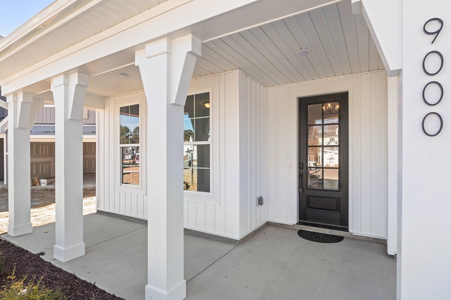 Representative exterior details of a home built from the The Hampton by RobuckHomes in Kennebec Crossing, Angier (Image 57). Representative exterior details of a home built from the The Hampton by RobuckHomes in Kennebec Crossing, Angier (Image 57).