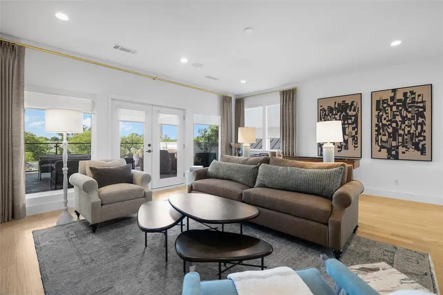 3rd Floor Family Room