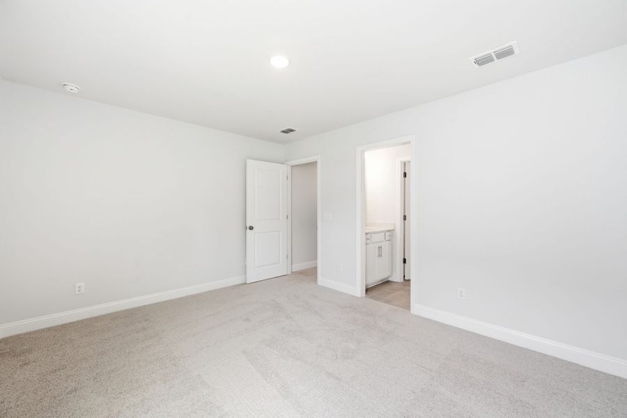 Spacious, unfurnished interior of a new home in Carriage Estates, Lexington (Image 56). Spacious, unfurnished interior of a new home in Carriage Estates, Lexington (Image 56).