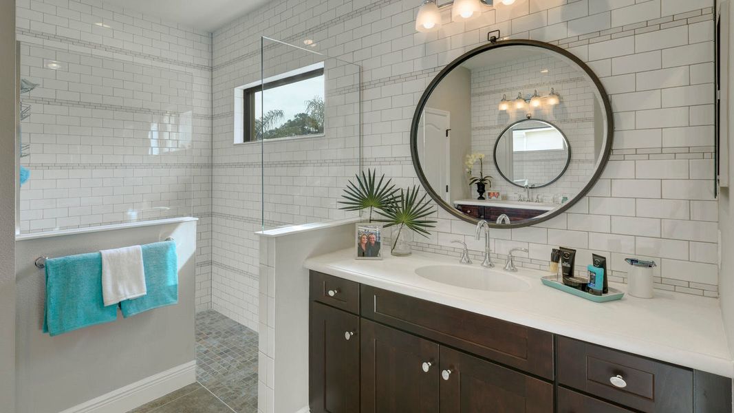 Representative furnished interior of a home built from the Laurel 2 by Neal Communities in Windward Real Estate and Homes for Sale in Sarasota, FL - Neal Communities, Sarasota (Image 10).