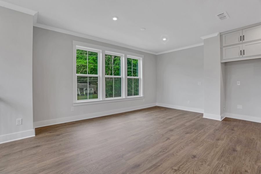 Spacious, unfurnished interior of a new home in The Groves at Myrtle, Roswell (Image 14).