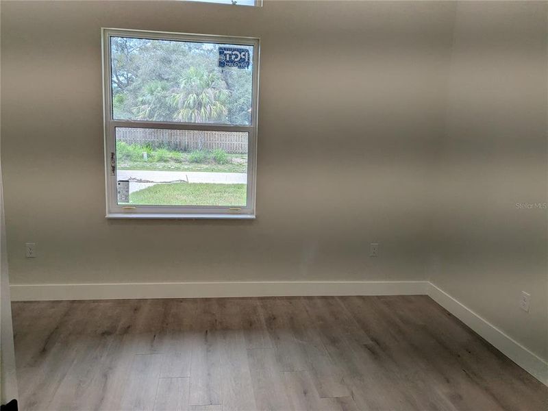 Spacious, unfurnished interior of a new home in , Port Charlotte (Image 20).