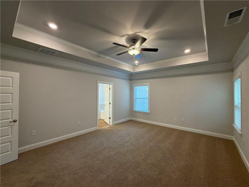 Spacious, unfurnished interior of a new home in Tuscany Hills, Douglasville (Image 28).