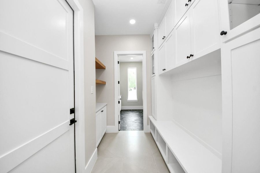 Spacious, unfurnished interior of a new home in , Porter (Image 28).