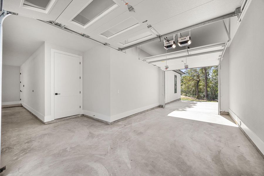 Spacious, unfurnished interior of a new home in , Bellville (Image 18). Spacious, unfurnished interior of a new home in , Bellville (Image 18).