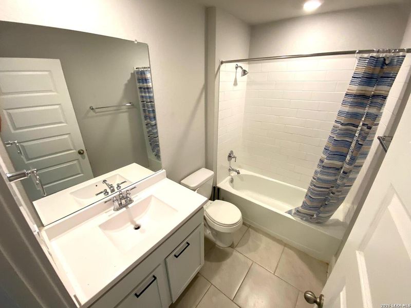 Furnished interior view inside a new home in , San Antonio (Image 5).