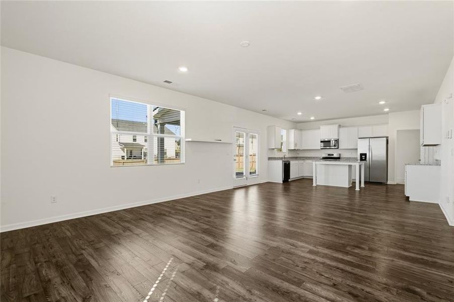 Spacious, unfurnished interior of a new home in Bridle Creek, Locust Grove (Image 35). Spacious, unfurnished interior of a new home in Bridle Creek, Locust Grove (Image 35).