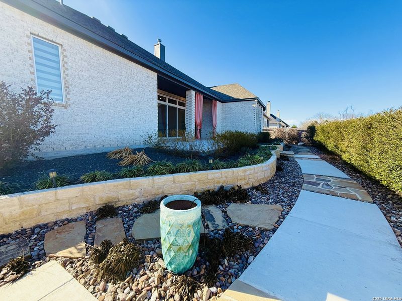 Exterior details and patio area of a home in Mesa Western, Cibolo (Image 4). Exterior details and patio area of a home in Mesa Western, Cibolo (Image 4).