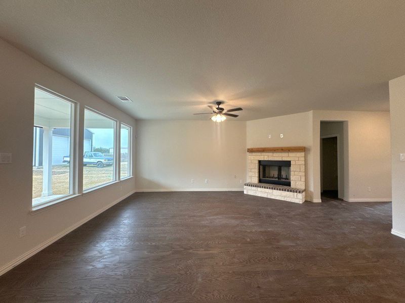 Spacious, unfurnished interior of a new home in Terra Escalante, Blue Ridge (Image 12).
