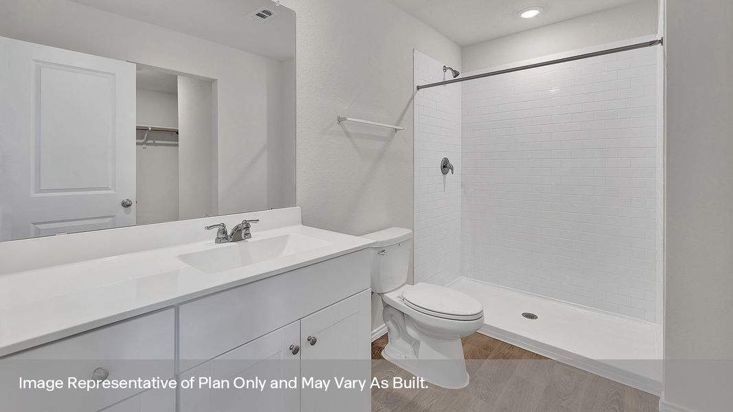 Representative furnished interior of a home built from the The Atlanta by D.R. Horton in Sunset Oaks, Maxwell (Image 10).