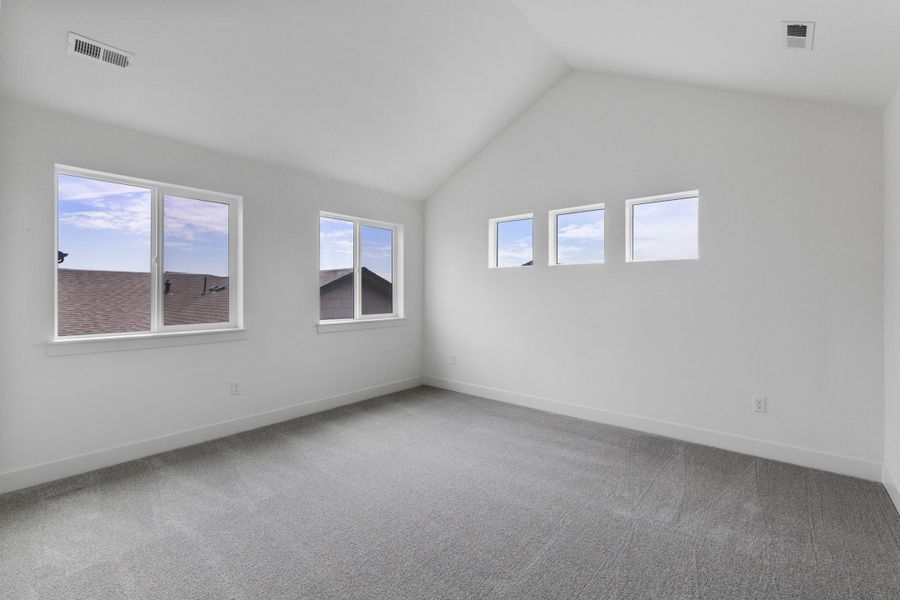 Spacious, unfurnished interior of a new home in Trailside on Harmony, Timnath (Image 23).