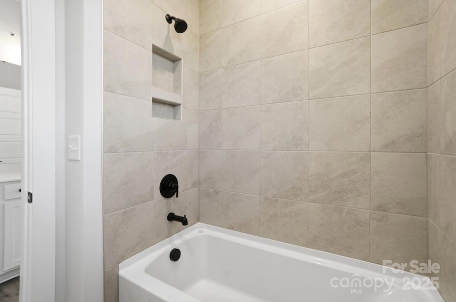 Image 47 of a home in Robinson Oaks.