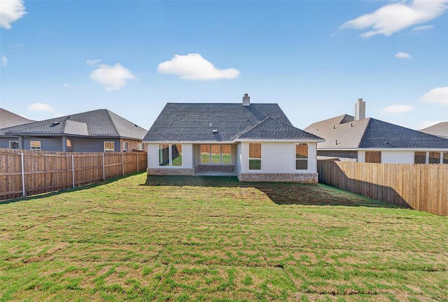 Exterior details and patio area of a home in Liberty Pointe, Gainesville (Image 25).