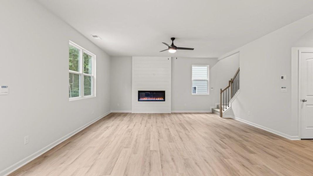 Spacious, unfurnished interior of a new home in , South Fulton (Image 14).