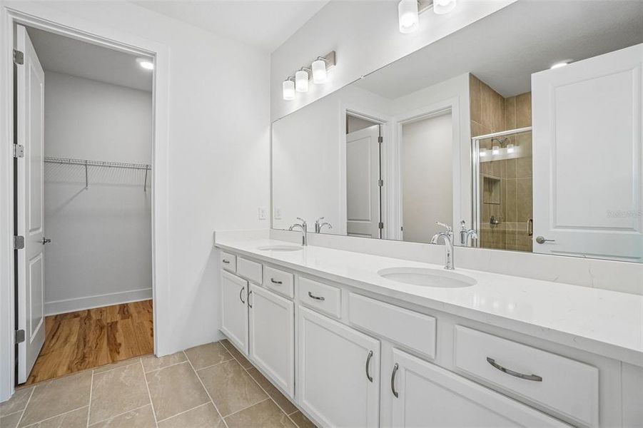 Furnished interior view inside a new home in Lagoon Residences at Epperson, Wesley Chapel (Image 16).