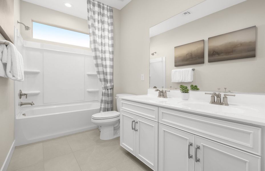 Representative furnished interior of a home built from the Prato by Pulte Homes in Upper Canyon, Phoenix (Image 10).