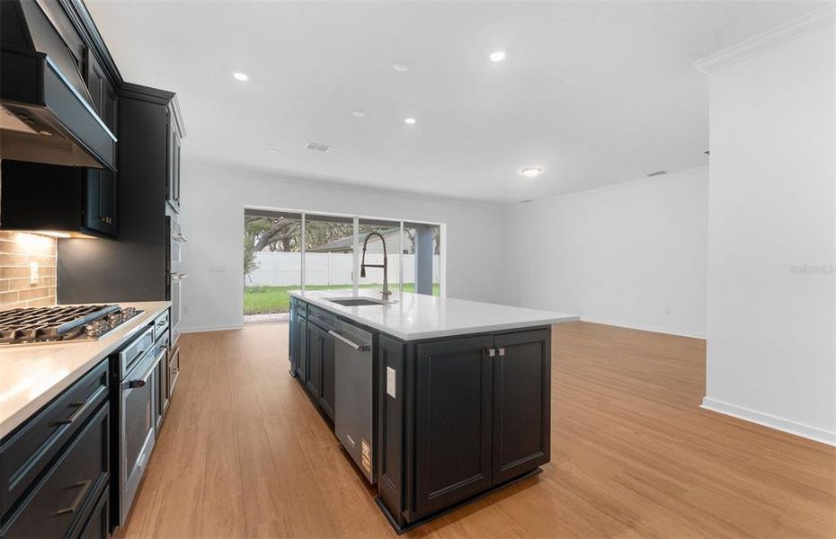 Large Center Island Large Center Island