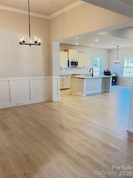 Spacious, unfurnished interior of a new home in Kerns Ridge, Salisbury (Image 12).
