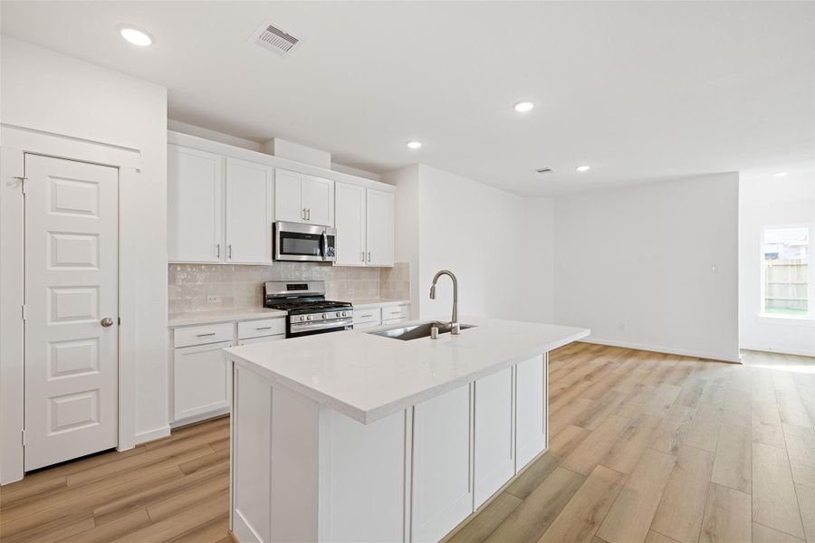 Furnished interior view inside a new home in Sunterra, Katy (Image 12). Furnished interior view inside a new home in Sunterra, Katy (Image 12).