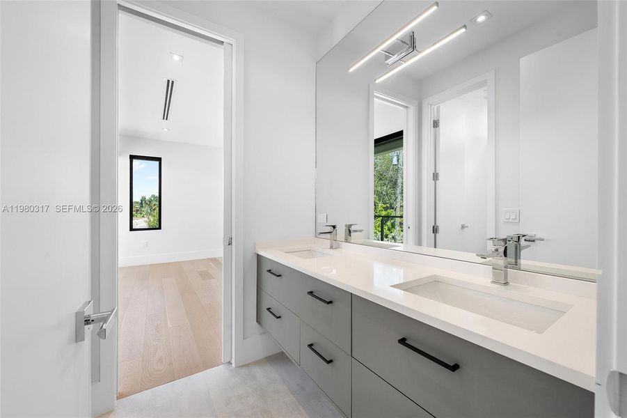 Furnished interior view inside a new home in , Fort Lauderdale (Image 40).