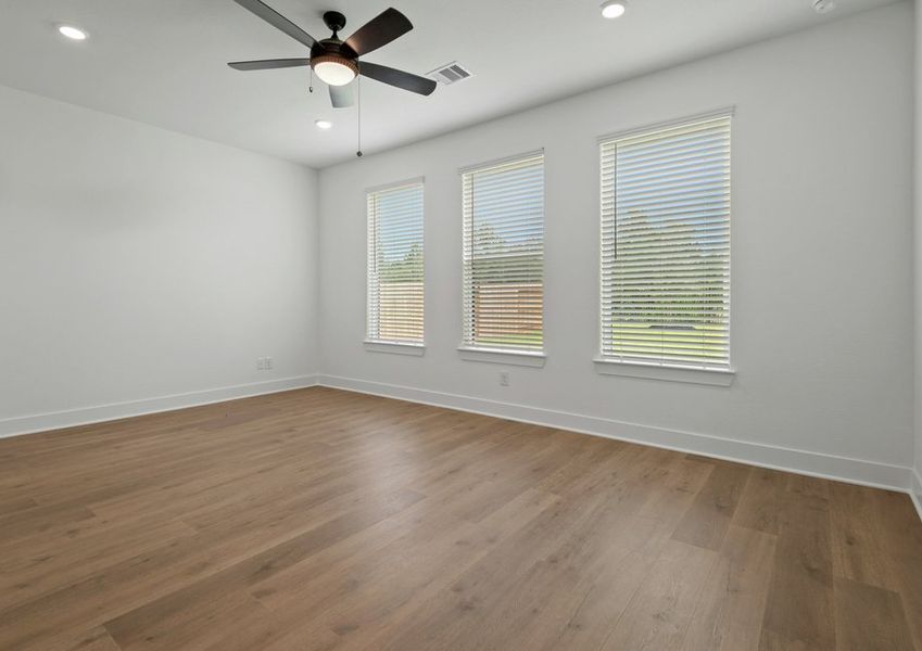 Relax in the master bedroom. Relax in the master bedroom.