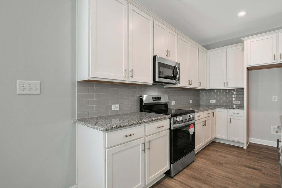 Representative furnished interior of a home built from the Dogwood by Caviness & Cates Communities in Maggie Way, Wendell (Image 162).