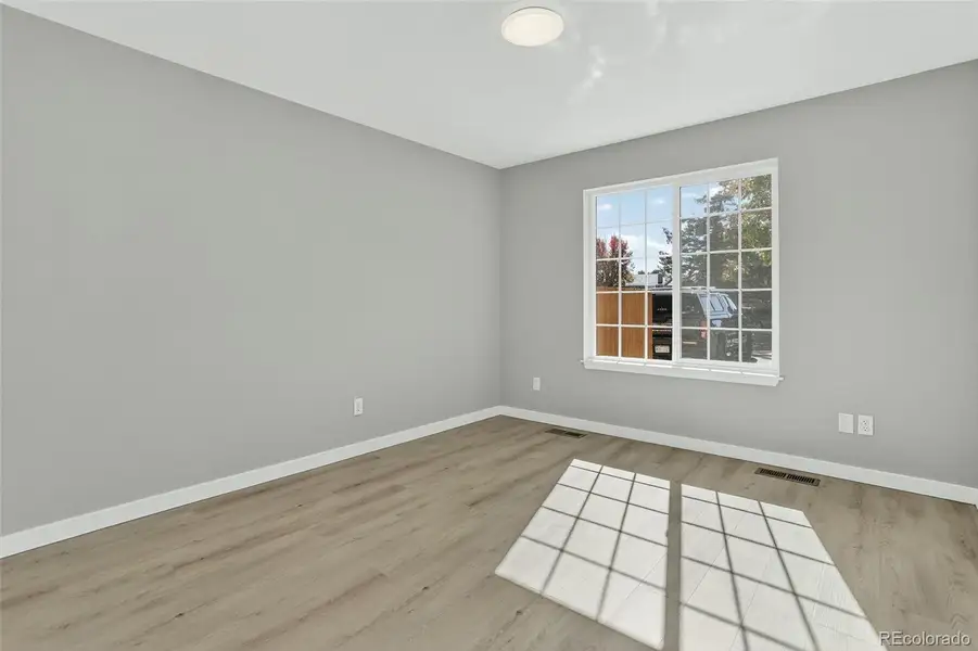 Spacious, unfurnished interior of a new home in , Centennial (Image 17).