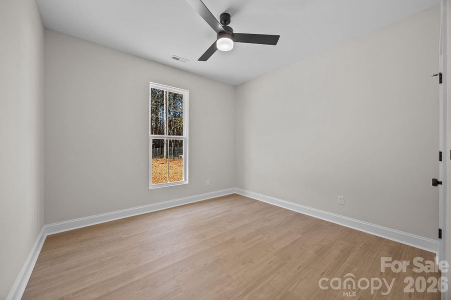 Spacious, unfurnished interior of a new home in , Lincolnton (Image 30).