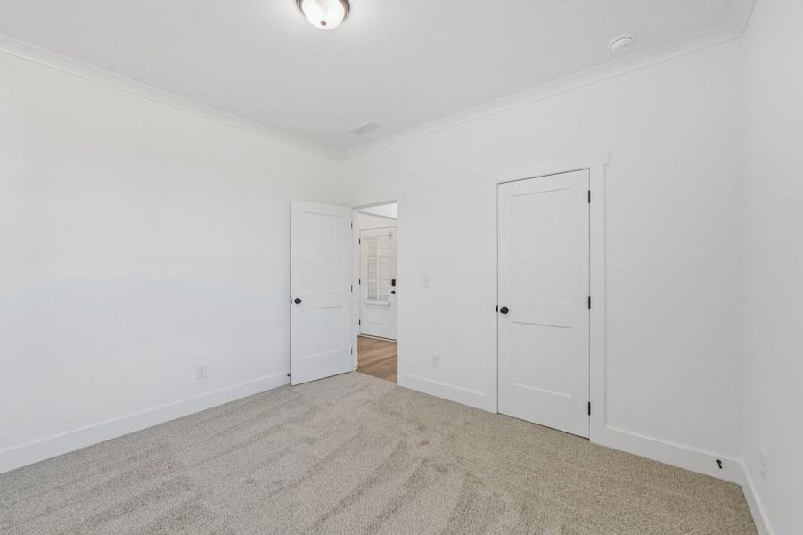 Spacious, unfurnished interior of a new home in Magnolia Ridge, Monroe (Image 20).
