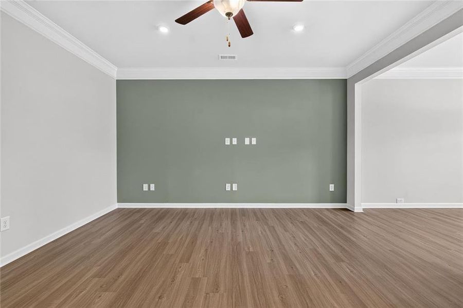 Spacious, unfurnished interior of a new home in Fuller Station, Loganville (Image 25).