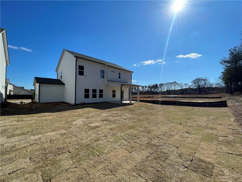 Exterior details and patio area of a home in Summerlin, Winder (Image 4).