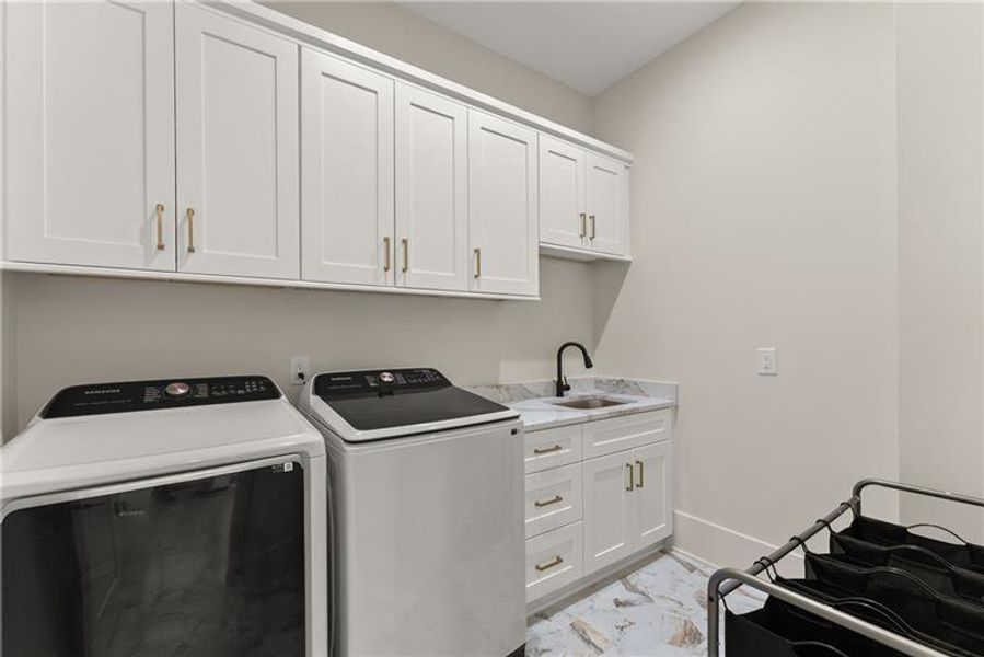 Furnished interior view inside a new home in , Lawrenceville (Image 74).