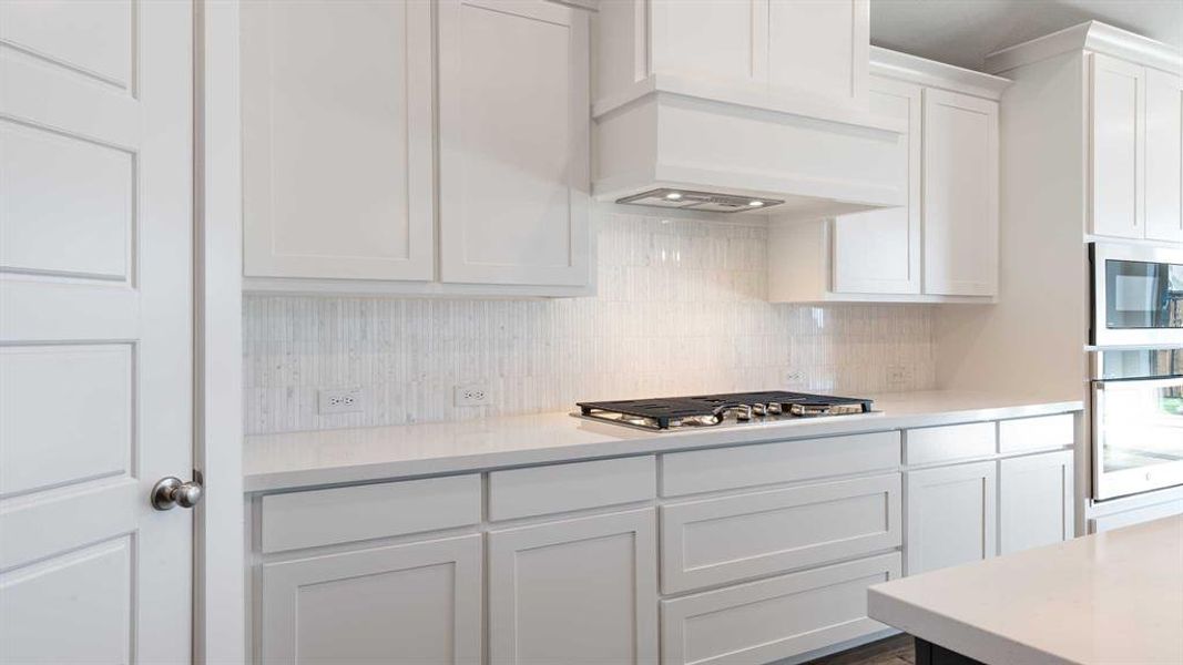 Furnished interior view inside a new home in Myrtle Creek 60', Waxahachie (Image 11). Furnished interior view inside a new home in Myrtle Creek 60', Waxahachie (Image 11).