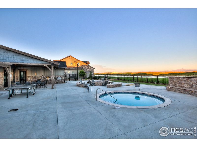 Community amenities in Vernazza, Windsor (Image 26).