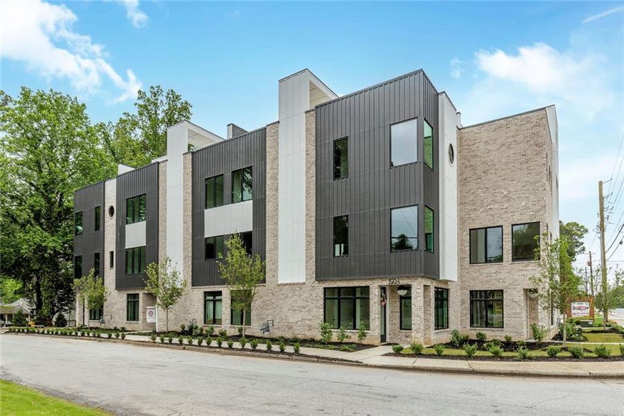Front exterior of a new home in , Chamblee, GA, highlighting curb appeal (Image 27). Front exterior of a new home in , Chamblee, GA, highlighting curb appeal (Image 27).