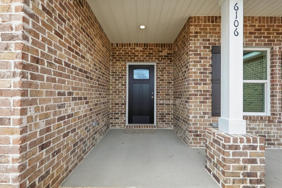 Exterior details and patio area of a home in Southern Charm, Crestview (Image 3).
