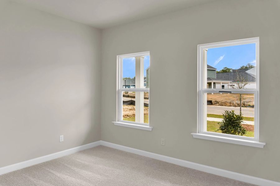 Spacious, unfurnished interior of a new home in Watson Hill, Summerville (Image 10).