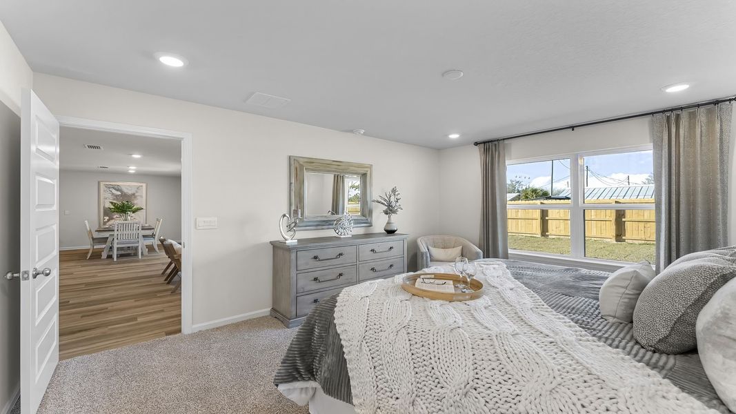 Furnished interior view inside a new home in Park Place, Panama City (Image 30).